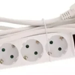 Prelungitor 4 prize 1.4m cu intrerupator cablu 3xG1.5mmp Well