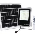 Proiector solar Well 100W 1200lm lumina rece 6500K cu panou solar 15W 350x350x17 mm