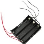 Carcasa 3x 18650 cu fire pentru fiecare slot in parte permite conectare in serie sau paralel