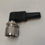 Mufa UHF Tata RG58 surub corp + manson plastic la 90 grade PR. B OCHI